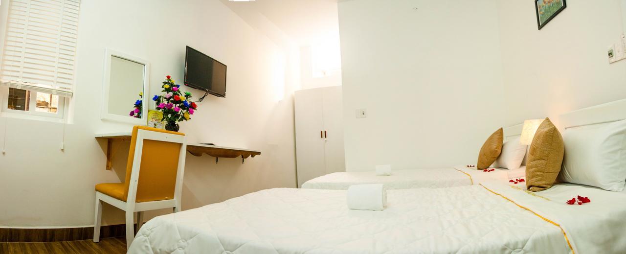 Sunshine Hostel Hue Bagian luar foto