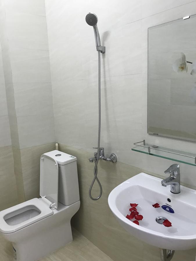 Sunshine Hostel Hue Bagian luar foto